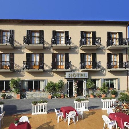 Albergo Ristorante San Matteo San Bartolomeo Al Mare Exterior photo